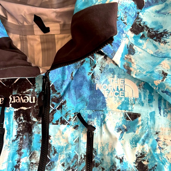 ⛷️🏔️🔥 The North Face Printed Dragline Jacket Mens Size LARGE NWT ⛷️🏔️🔥 - Picture 3 of 9